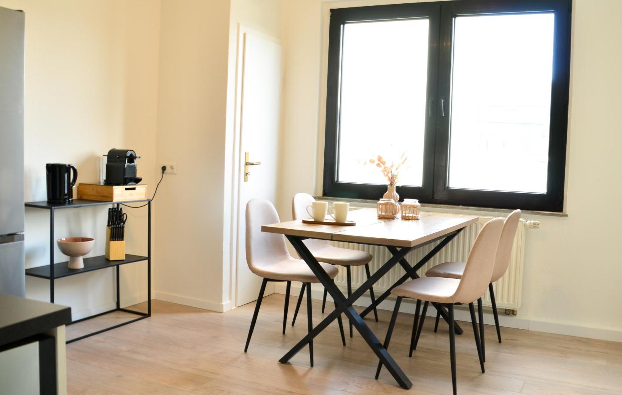 Milpau Bottrop 2 - Modernes Und Zentrales Premium-Apartment Fuer 4 Personen Mit Queensize-Bett Und Einzelbetten - Netflix, Nespresso Und Smart-Tv ภายนอก รูปภาพ
